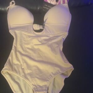 Elegant Cream Shapewear Bodysuit